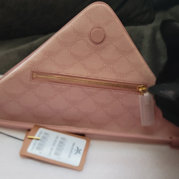 FIRM NWT  MCM Blush Pink Triangle Crossbody Bag - Picture 3 of 6